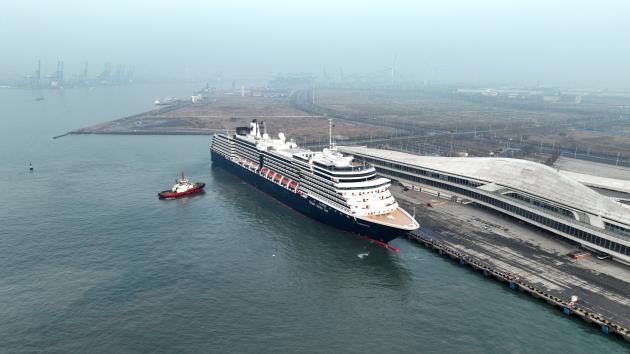 Cina: autorizza appieno ingresso senza visto di gruppi turisti stranieri su navi da crociera