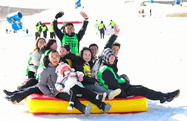 Cina: festival turistico a tema ghiaccio e neve a Ulanqab