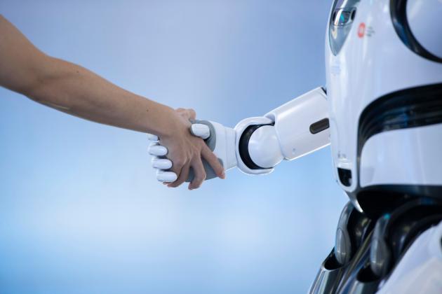 Cina: robot umanoidi sostengono fusione sci-tech nella Greater Bay Area