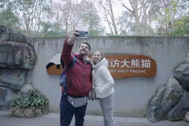 Cina:"tour lampo" di 12 ore a Chengdu, coppia italiana esplora cultura tradizionale del Paese