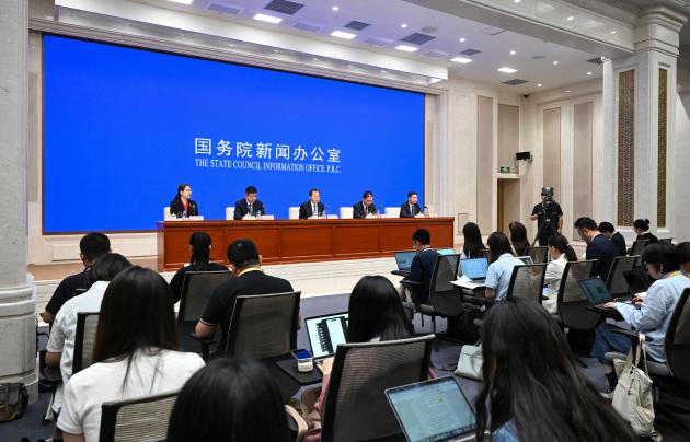 Cina: conferenza stampa su risultati nel rafforzamento trasporti nel 14mo piano quinquennale