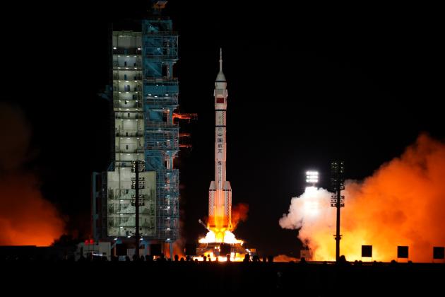 Cina: lanciata la navicella con equipaggio Shenzhou-21