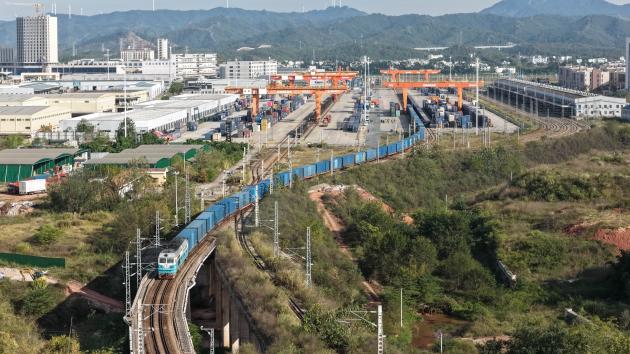 Cina-Europa: treno merci rende mobilificio un attore commerciale globale