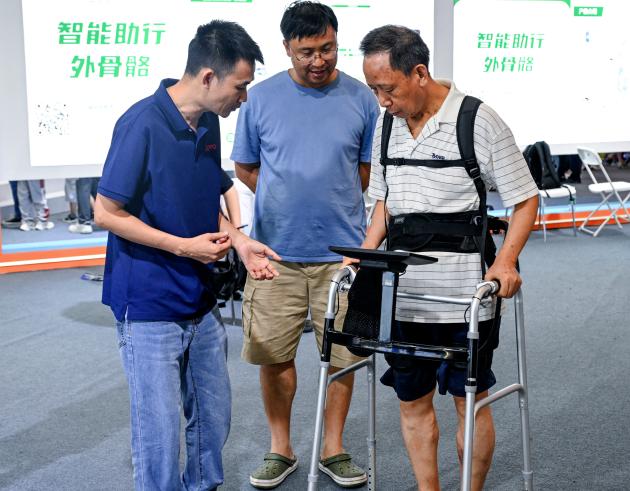 Cina: promuover&agrave; assistenza basata su tecnologia per migliorare benessere di anziani