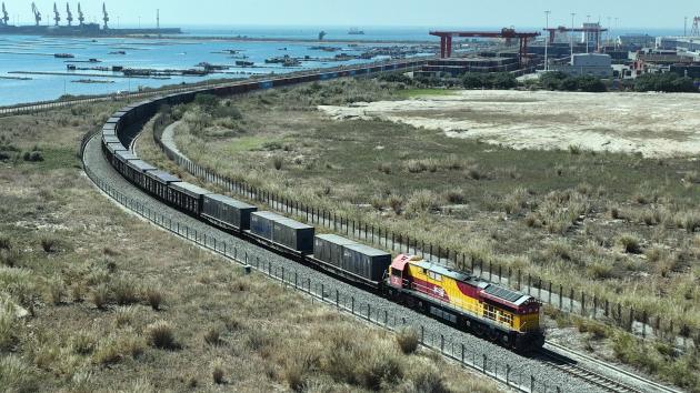 Cina: esporta semi di fiori, ortaggi in Italia via treno e mare