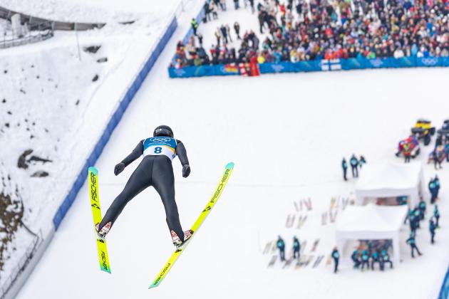 Milano-Cortina 2026: atleti cinesi gareggiano nella combinata nordica (1)