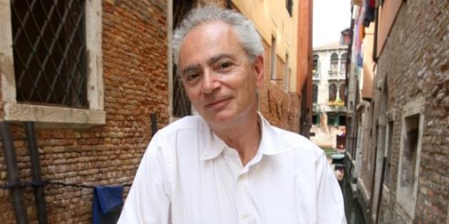 Daniele del giudice moglie