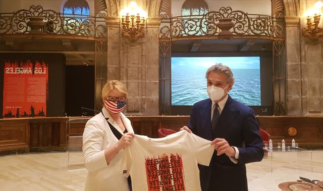 Michele Coppola, direttore delle Gallerie d'Italia, con  Mary Avery, Console Generale degli Stati Uniti a Napoli)