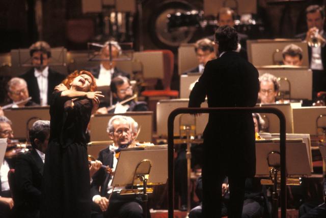 1989 concerto con Zoltan Pesko ph  Lelli e Masotti &copy; Teatro alla Scala 