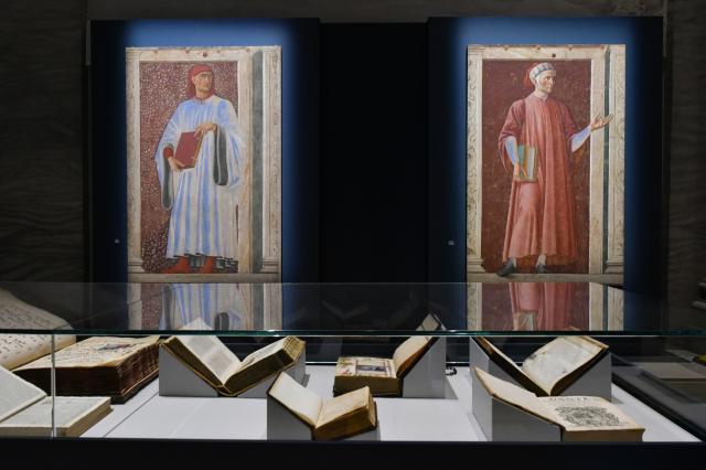 ANDREA DEL CASTAGNO (ANDREA DI  BARTOLO DI BARGILLA) Dante Alighieri (dal Ciclo degli uomini e  donne illustri), 1450 circa 