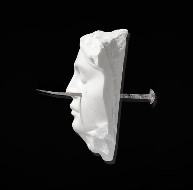 Michelangelo Galliani, Black Mirror, 2018 Statuario marble from Carrara, steel and polycarbonate 46 x 46 x 15 cm