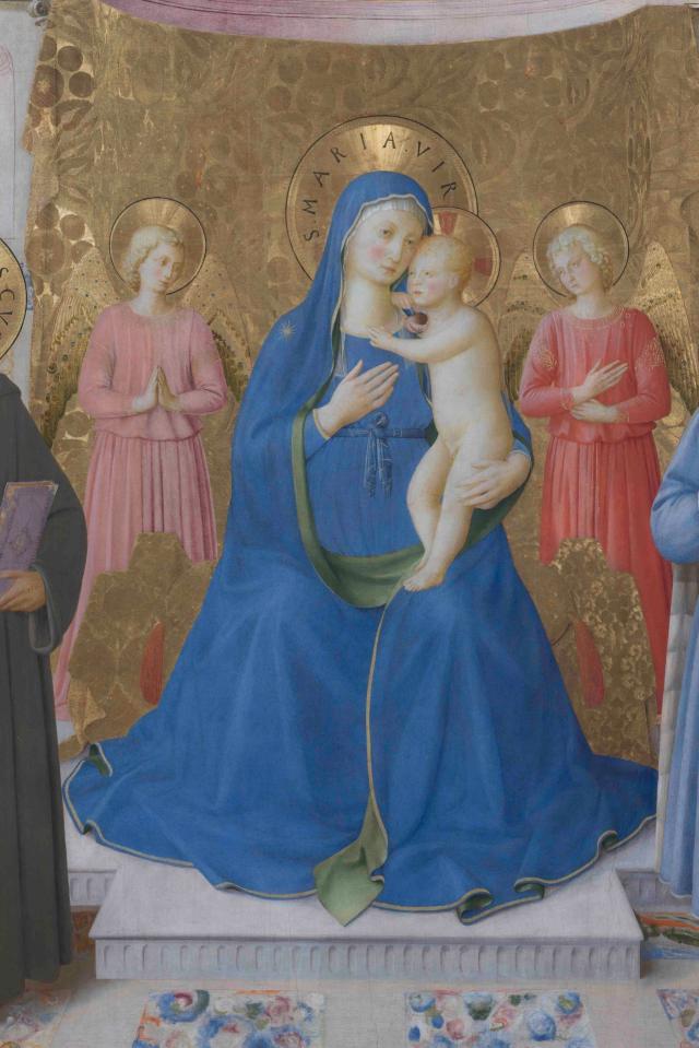 dettaglio dopo il restauro con la Madonna e il Bambino tra gli angeli