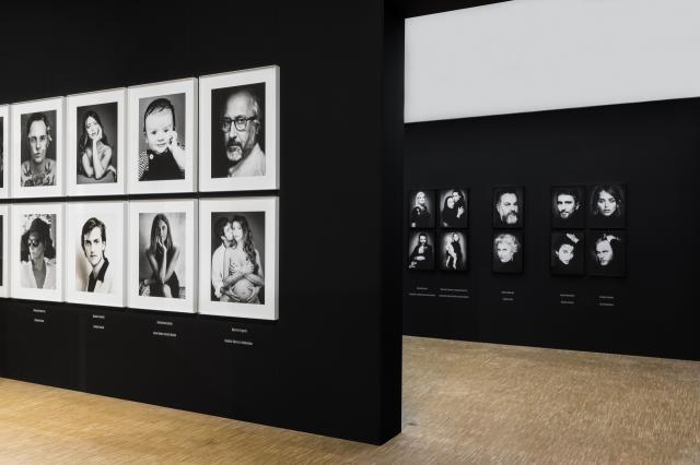 Giovanni Gastel allestimento mostra in Triennale