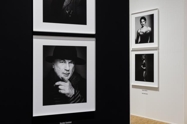 Giovanni Gastel allestimento mostra in Triennale