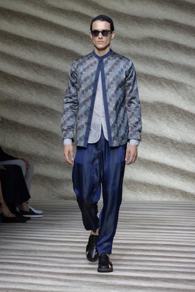 Giorgio Armani Collezione SS23
