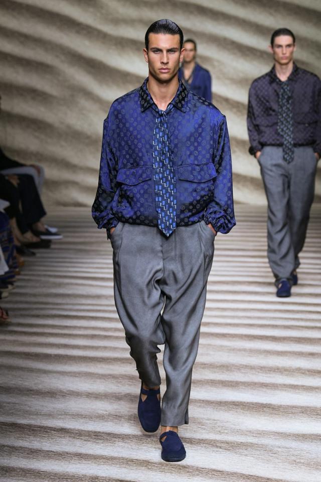 Giorgio Armani Collezione SS23