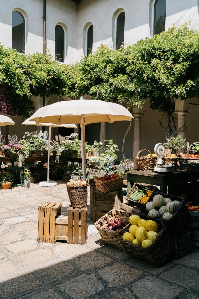 Canali Collezione Primavera Estate 2023