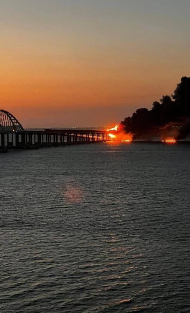 PONTE DI CRIMEA, NYT: "L'ESPLOSIONE ORCHESTRATA DA INTELLIGENCE DI KIEV"