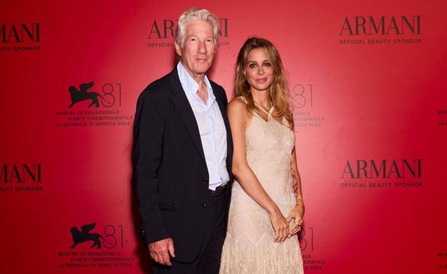 Richard Gere e la moglie Alejandra Silva