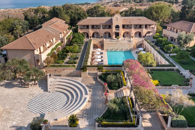 L'Hotel Elysium a Paphos