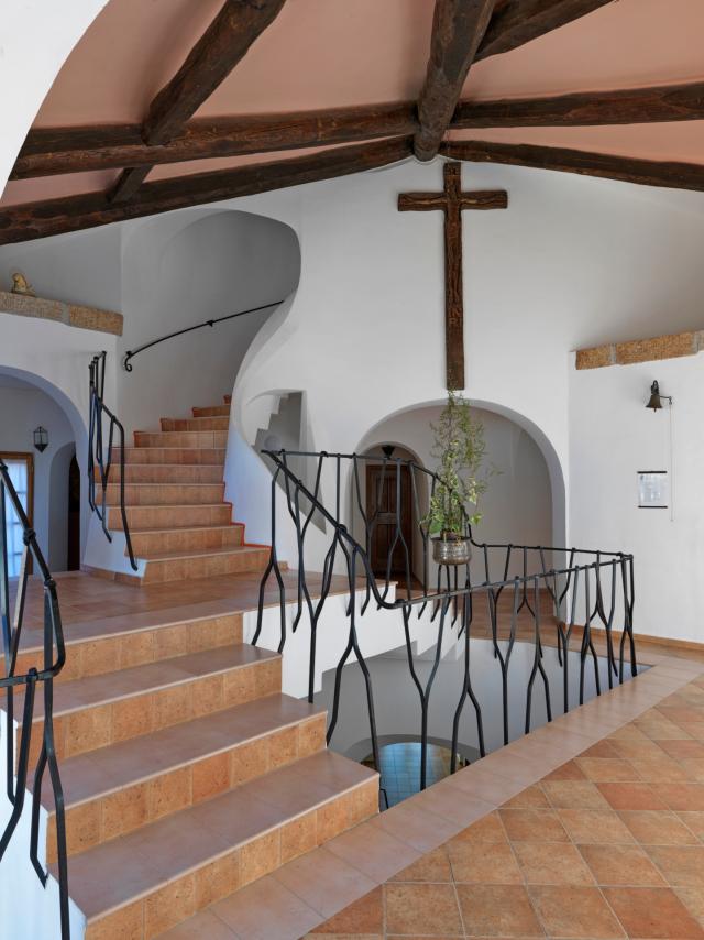 Monastero delle Carmelitane Scalze di Nuoro Progetto di Savin j. Couelle, 1994