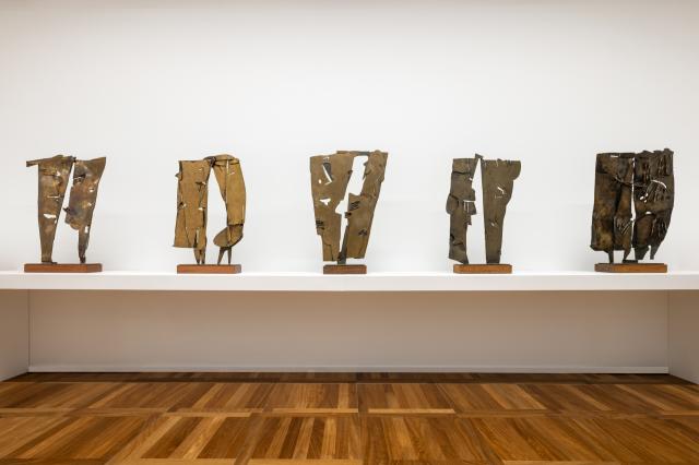 Mostra di Pietro Consagra alla Cortesi Gallery di via Morigi 8 a Milano