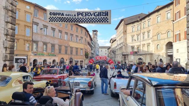 Coppa Perugina: la sfilata in Corso Vannucci