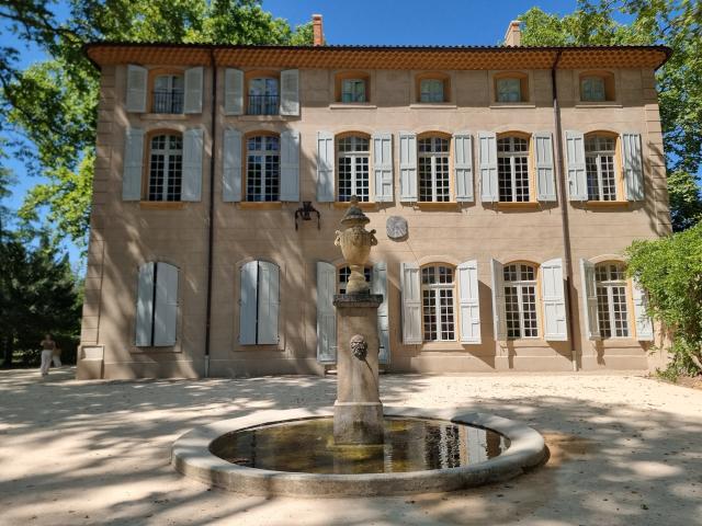 Aix-en-Provence : la Bastide du Jas de Bouffan