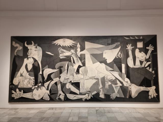 Guernica al Museo Re&igrave;na Sofia