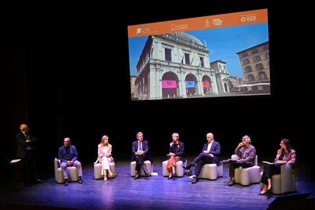 Presentazione dell'opera Ex-stasis di Patrick Tuttofuoco