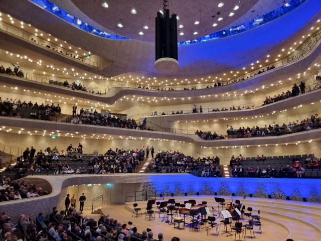 La "Grande Sala" dell'Elbphilharmonie