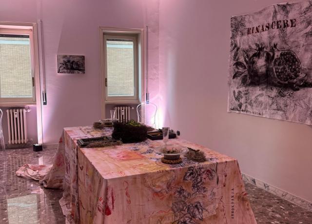 La mise en place artistica di Maria Angeles