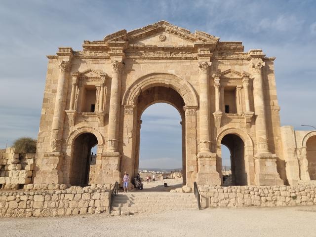 Jerash: l'arco di Adriano