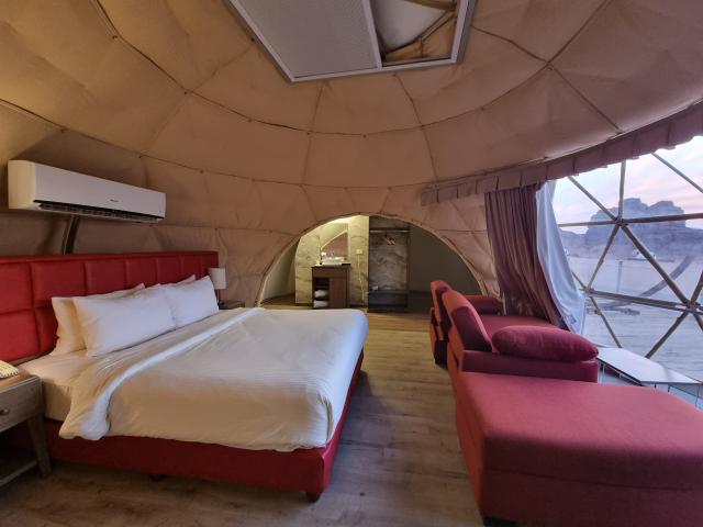 Interno di una Ufo room nel Wadi Rum