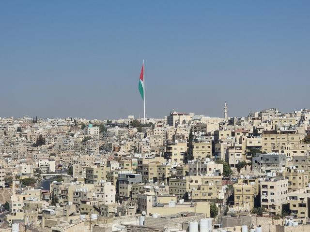 Amman e la bandiera alta 126 mt