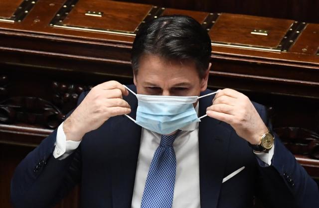Crisi di Governo, Giuseppe Conte risponde alla Camera. LA DIRETTA