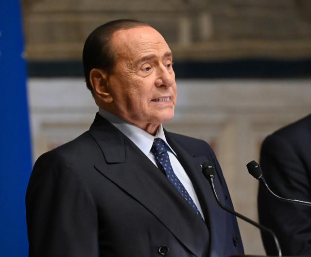 Silvio Berlusconi ultime notizie oggi, Zangrillo: "Salute e condizioni fragili"