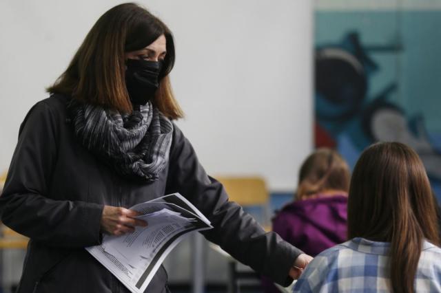 Green pass a scuola, ultime news: "Over 12 in aula solo se vaccinati se no in Dad"