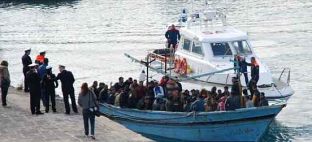 Nave migranti verso Pozzallo