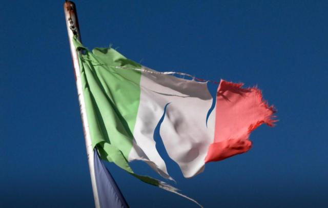 Cittadini come sudditi e democrazia acquistata a basso prezzo: ora &egrave; tempo di dire "basta"