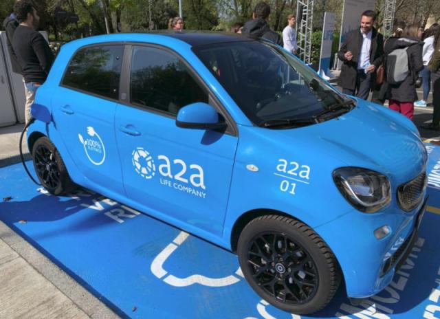 A2A inaugura City Plug, colonnine compatte e a bassa potenza
