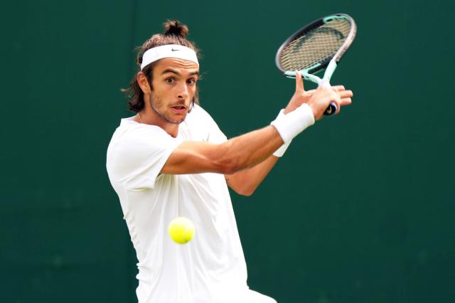 Atp Hong Kong, Musetti batte Rublev in 3 set (6-7, 7-5, 6-4) e diventa n&deg; 5 al mondo, terzo italiano in top 5 dopo Panatta e Sinner, &egrave; record