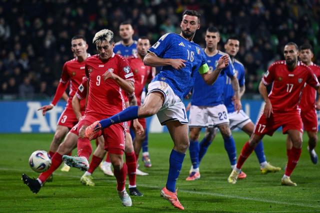 L'Italia vince in Moldova 2-0, decidono nel finale Mancini ed Esposito