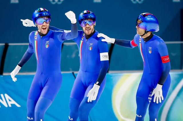Milano-Cortina, Italia d'oro nell'inseguimento a squadre maschile: Ghiotto, Giovannini e Malfatti battono gli Usa, 24&deg; medaglia azzurra