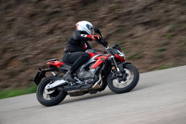 Aprilia e Moto Guzzi, parte da Roma l'Italian Demo Ride Tour
