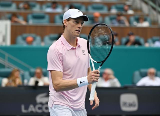 Pi&ugrave; forte della pioggia e di Lehecka, Sinner vince a Miami: &egrave; Sunshine Double