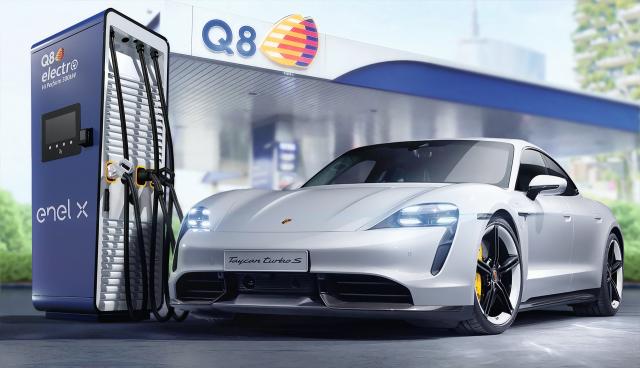 Porsche Italia, Q8 e Enel X, al via partnership per ampliamento rete infrastrutture di ricarica ultrafast sul territorio nazionale