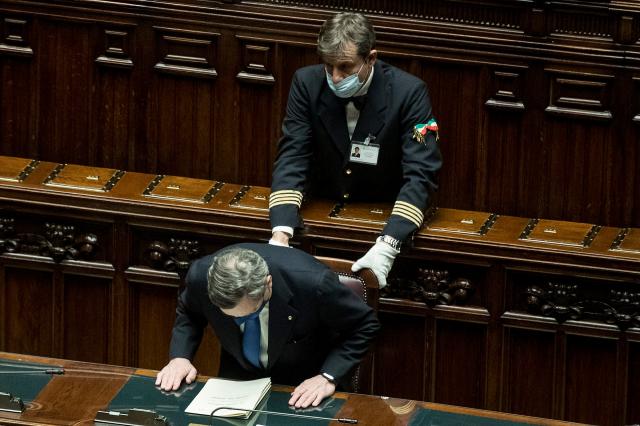 Nuovo Dpcm di Draghi, nuovo colore: arancione scuro