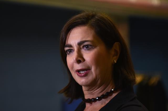 Vaccino Covid, la svolta: Ue potrebbe obbligare aziende a condividere i brevetti