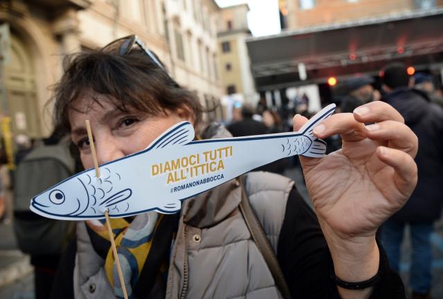 Altro che Sardine, abbiamo bisogno di salmoni che procedano controcorrente